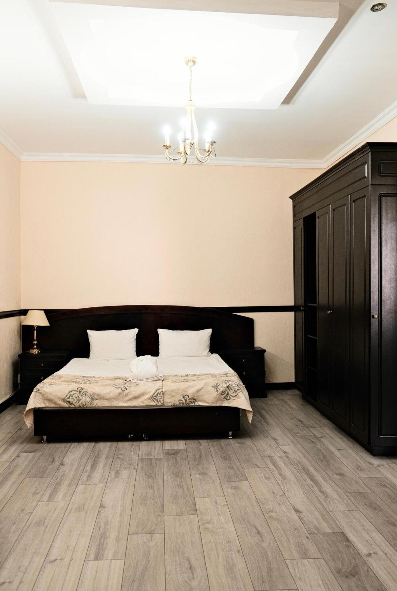 Belon Life Hotel Akmola Esterno foto