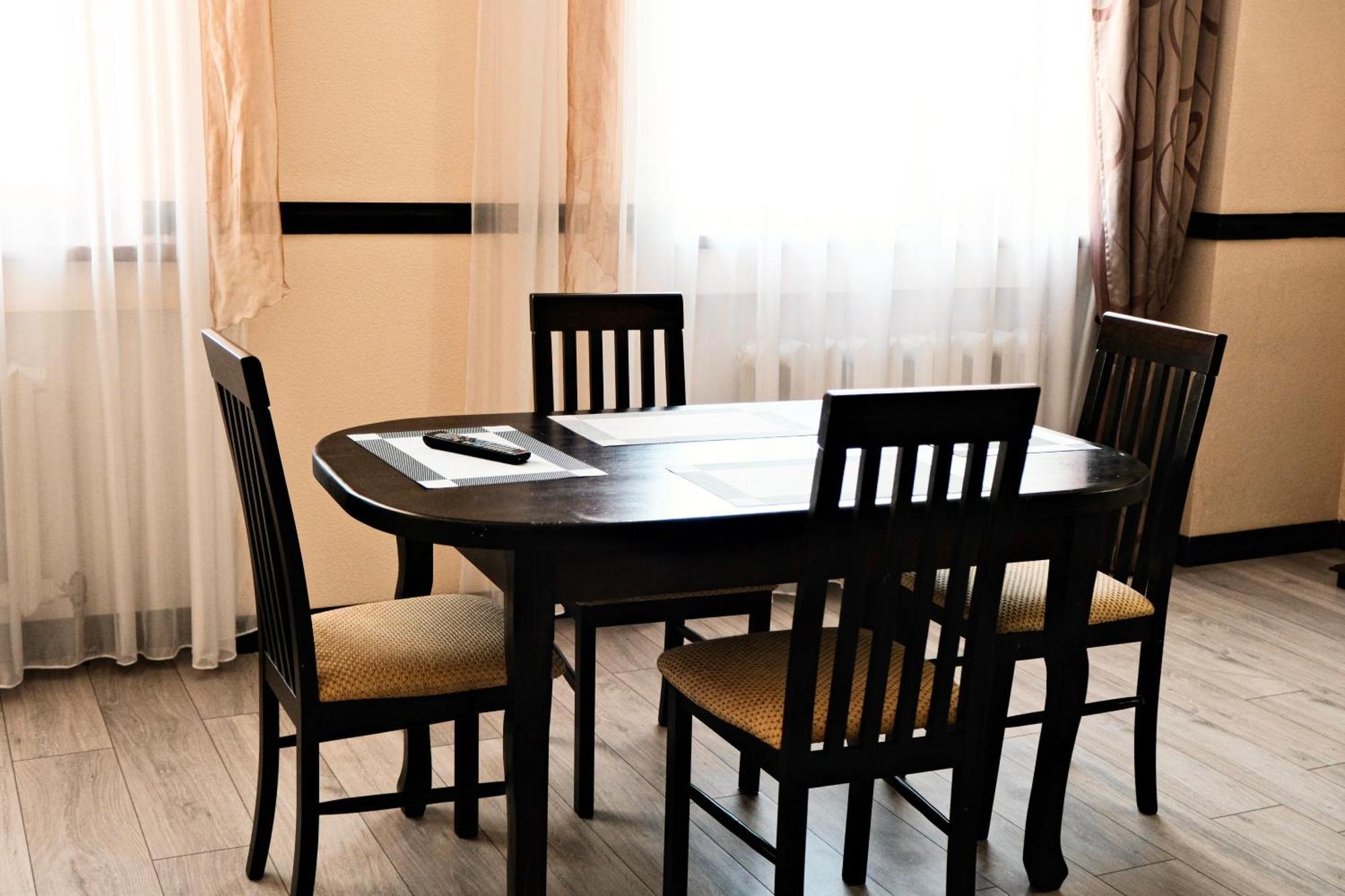 Belon Life Hotel Akmola Esterno foto