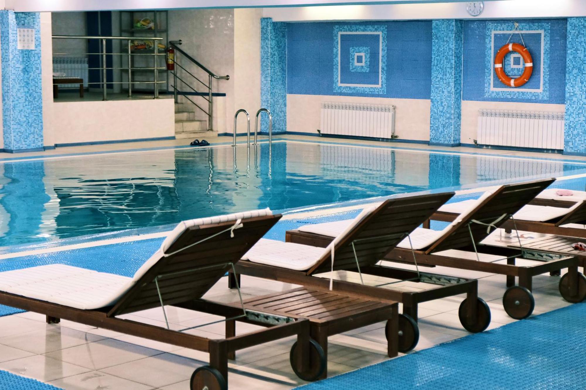 Belon Life Hotel Akmola Esterno foto