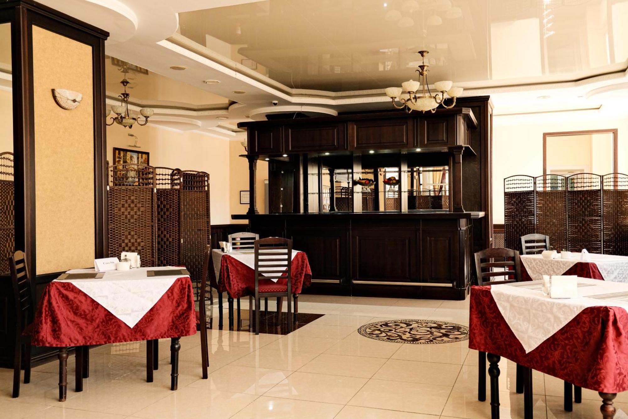 Belon Life Hotel Akmola Esterno foto