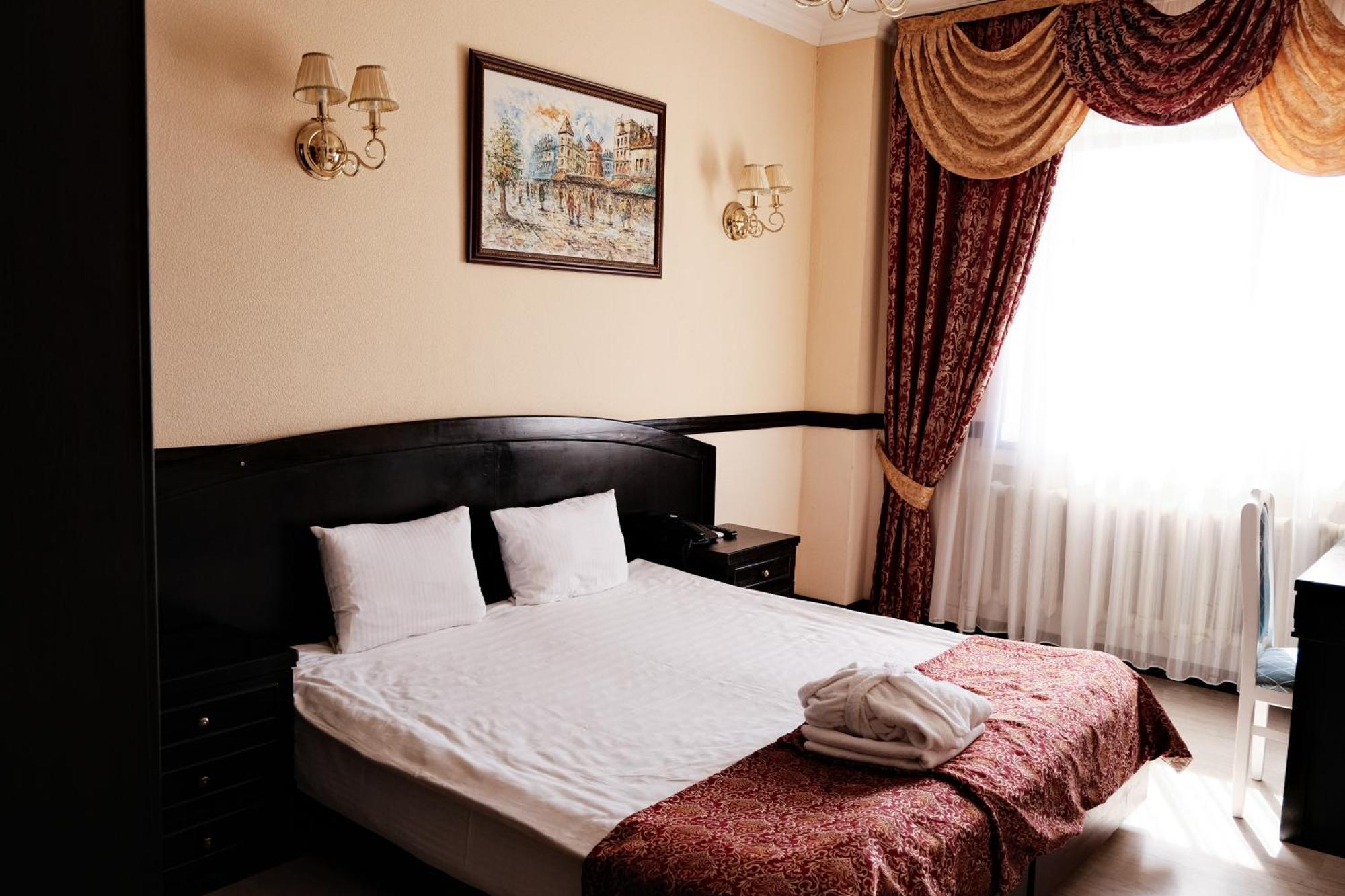 Belon Life Hotel Akmola Esterno foto
