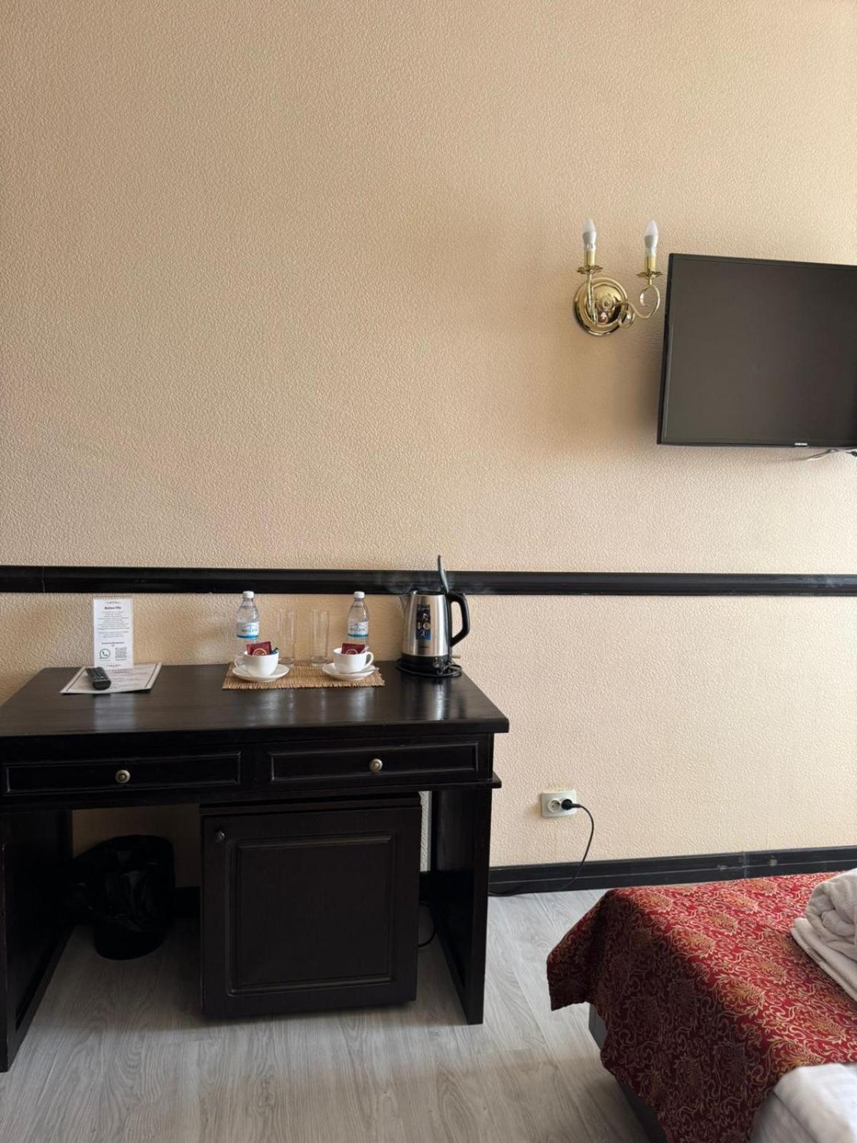 Belon Life Hotel Akmola Esterno foto