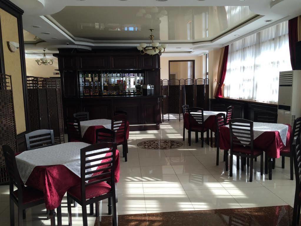 Belon Life Hotel Akmola Esterno foto